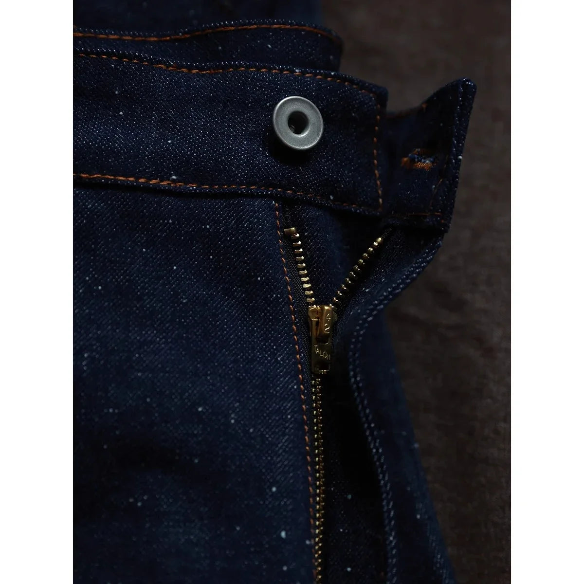 Snow Nep Wide Straight Jeans