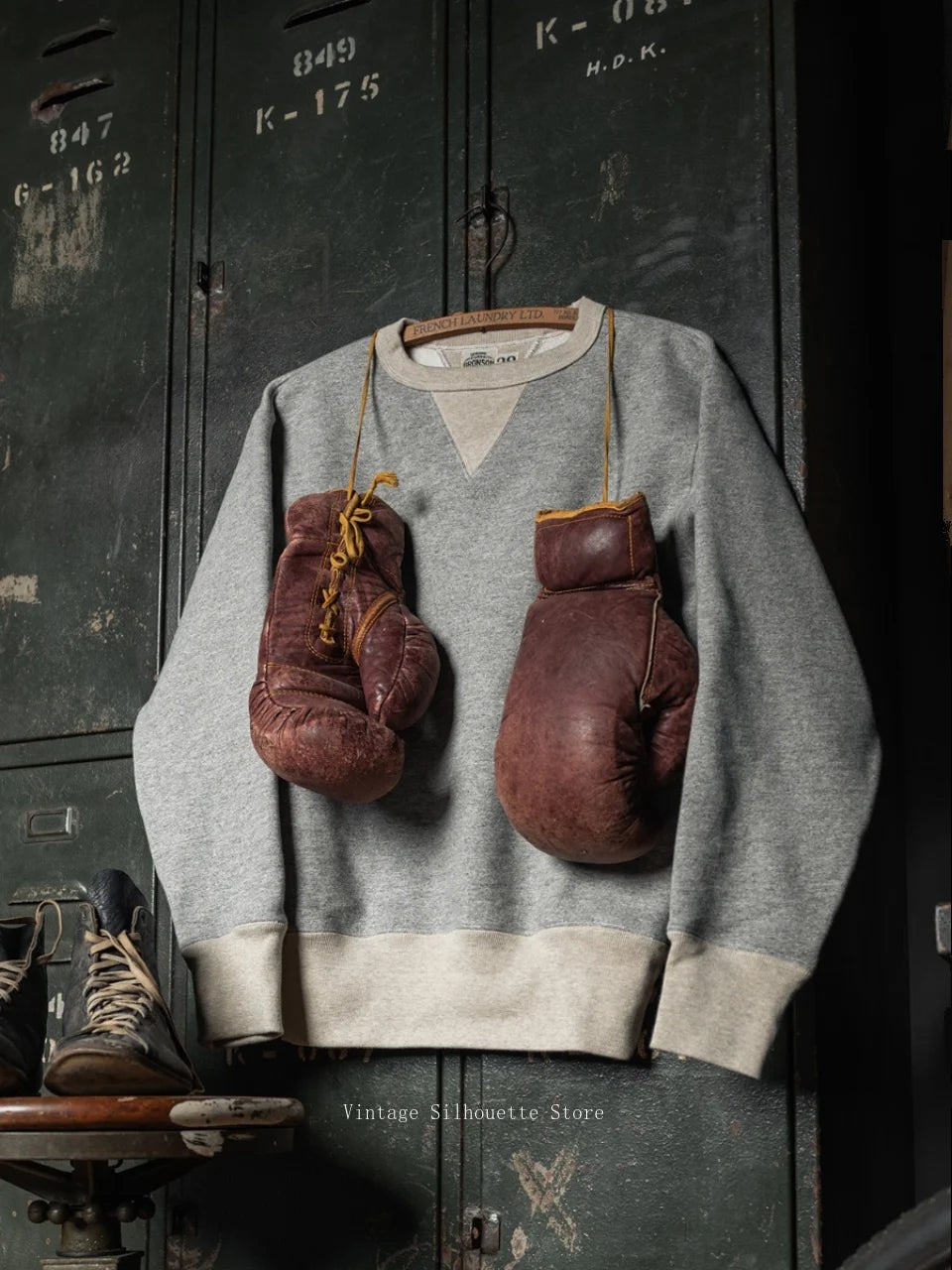 Double V Heavyweight Sweatshirt