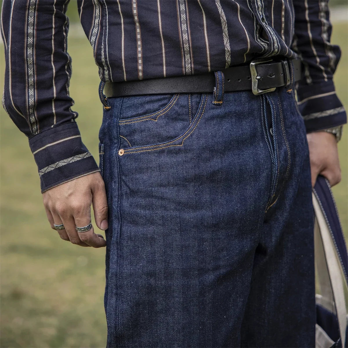HBT Relaxed Cinch Back Jeans