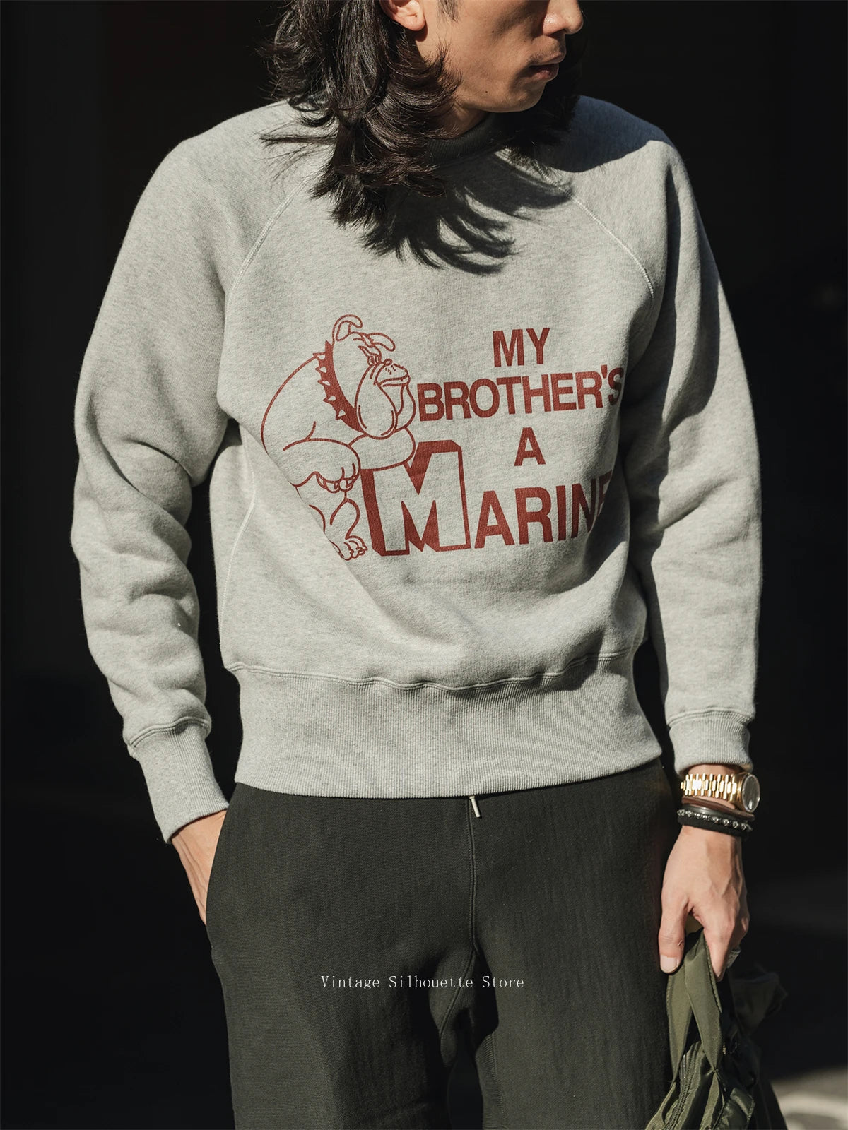Bulldog Graphic Raglan Sweatshirt