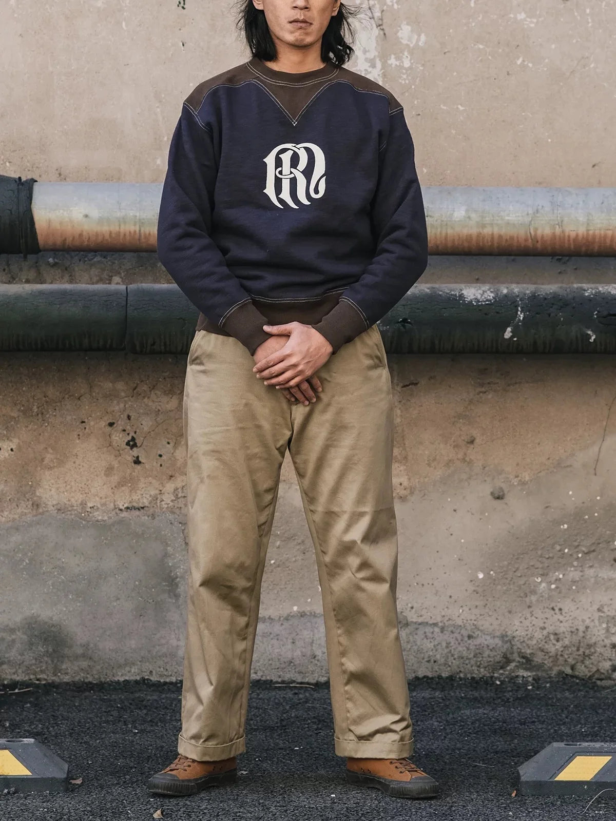 Two Tone V Insert Sweatshirt