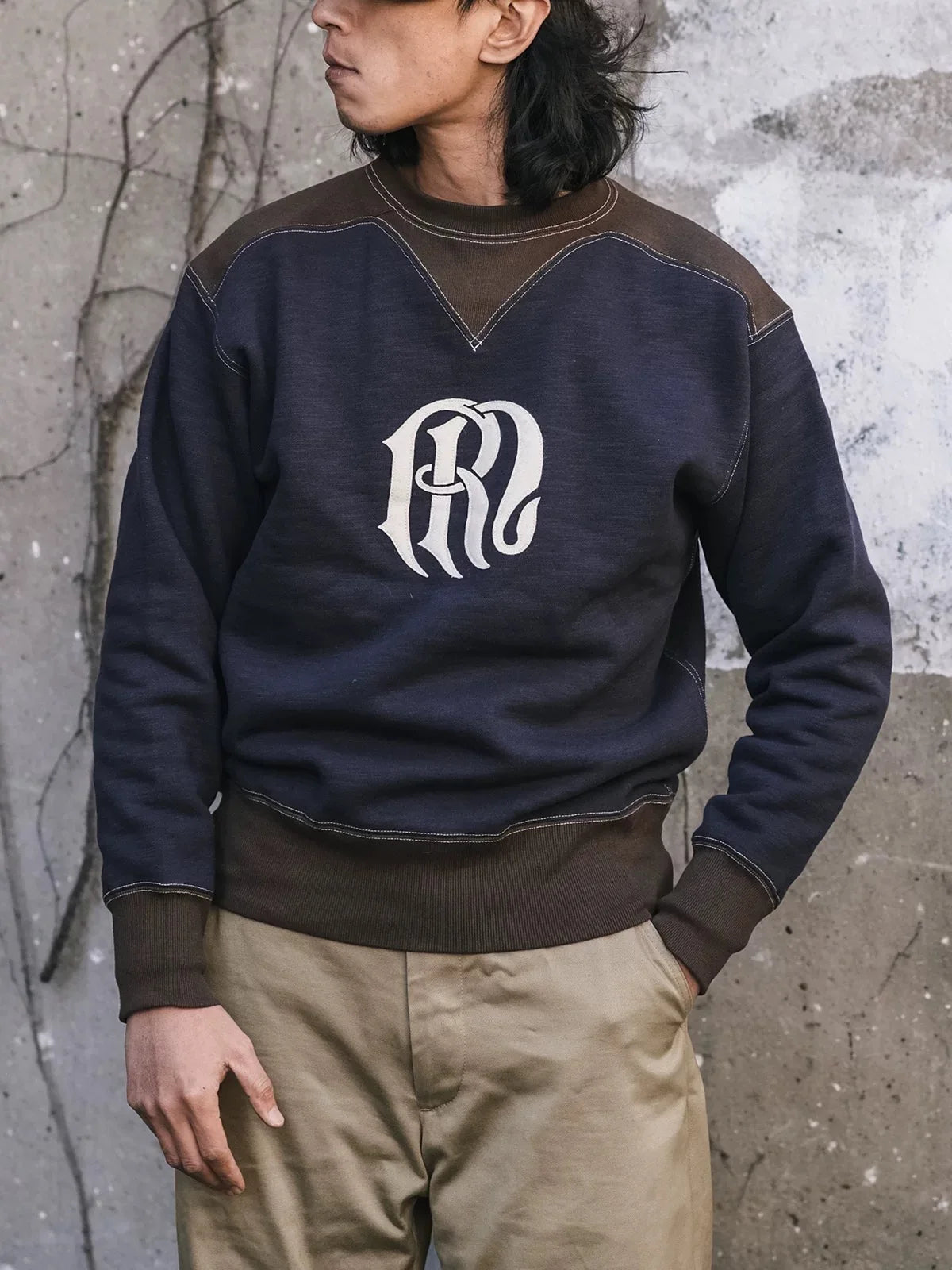 Two Tone V Insert Sweatshirt